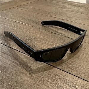 Gucci Black Rectangular Sunglasses